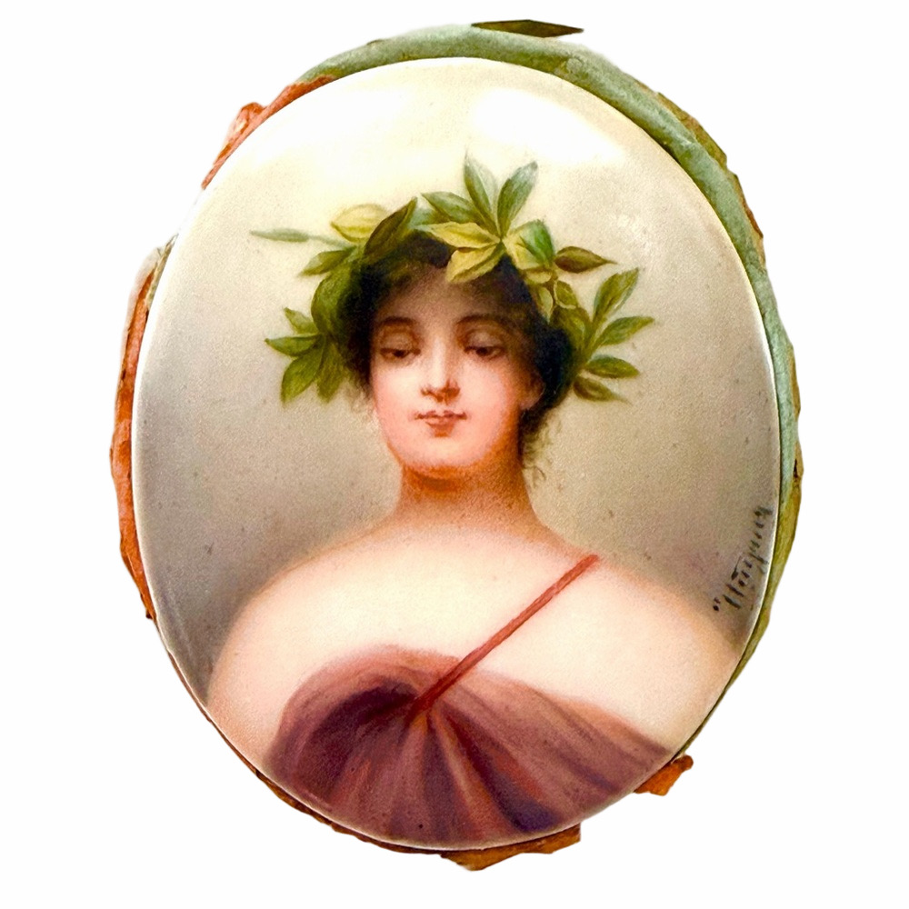 Porcelain Hand-painted Daphne Miniature Plaque Gilded Frame Signed Damaged Frame - Picture 2 of 16